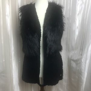 GUESS FAUX FUR VEST XXS